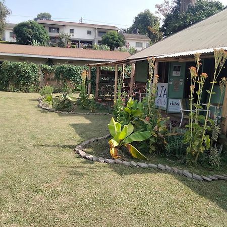 Gaia Eco Hub Bnb Fort Portal Luaran gambar