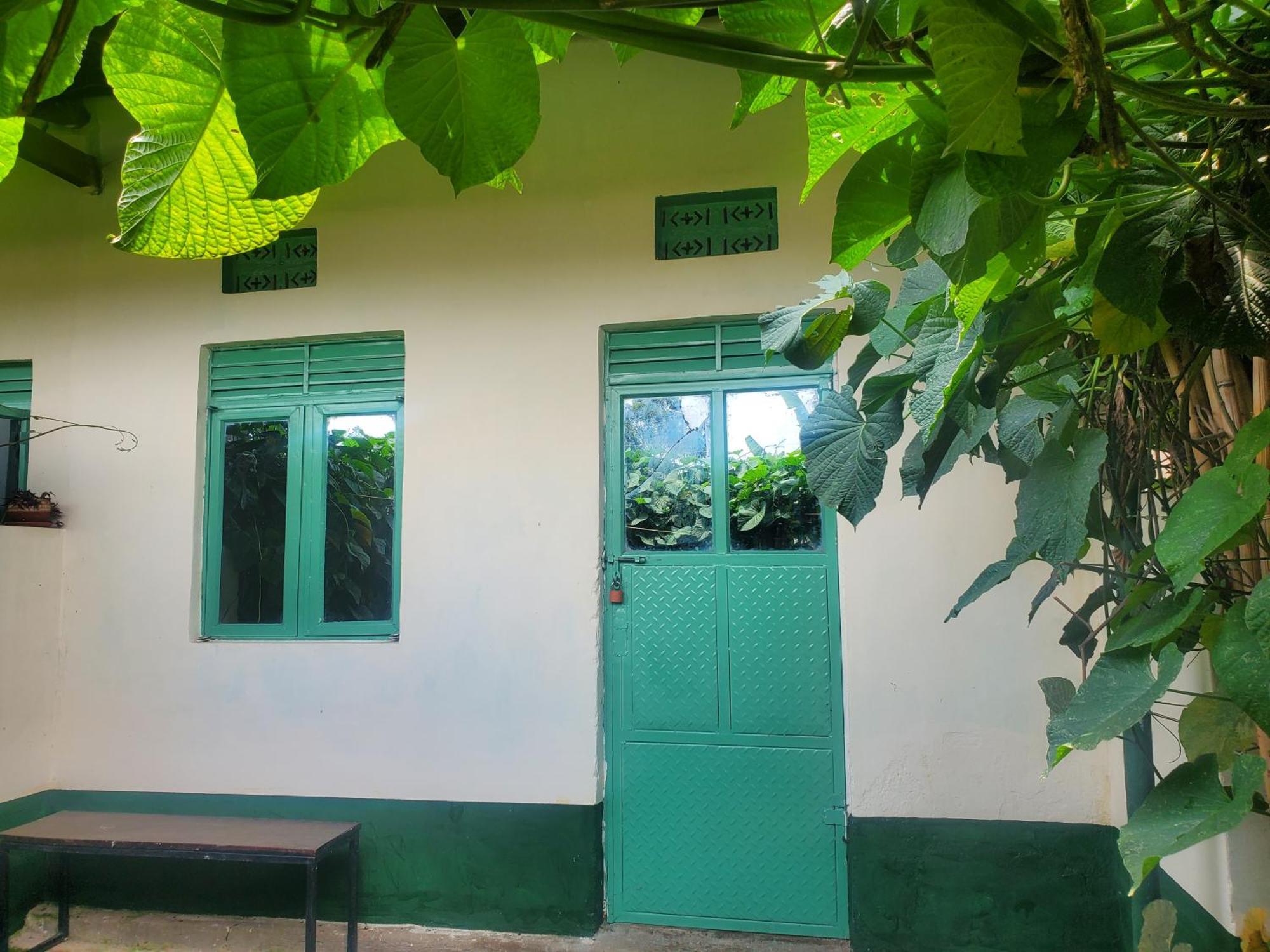 Gaia Eco Hub Bnb Fort Portal Luaran gambar