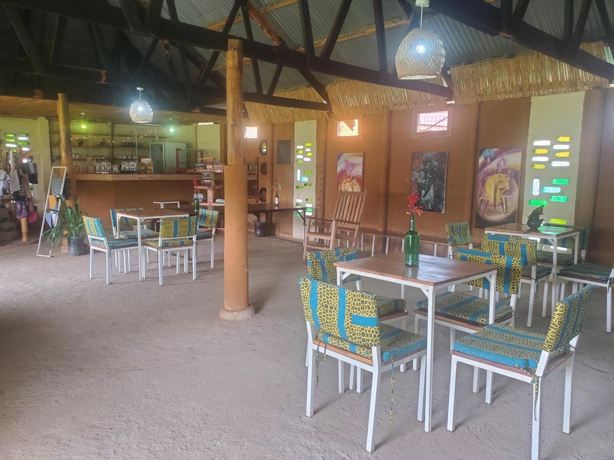 Gaia Eco Hub Bnb Fort Portal Luaran gambar